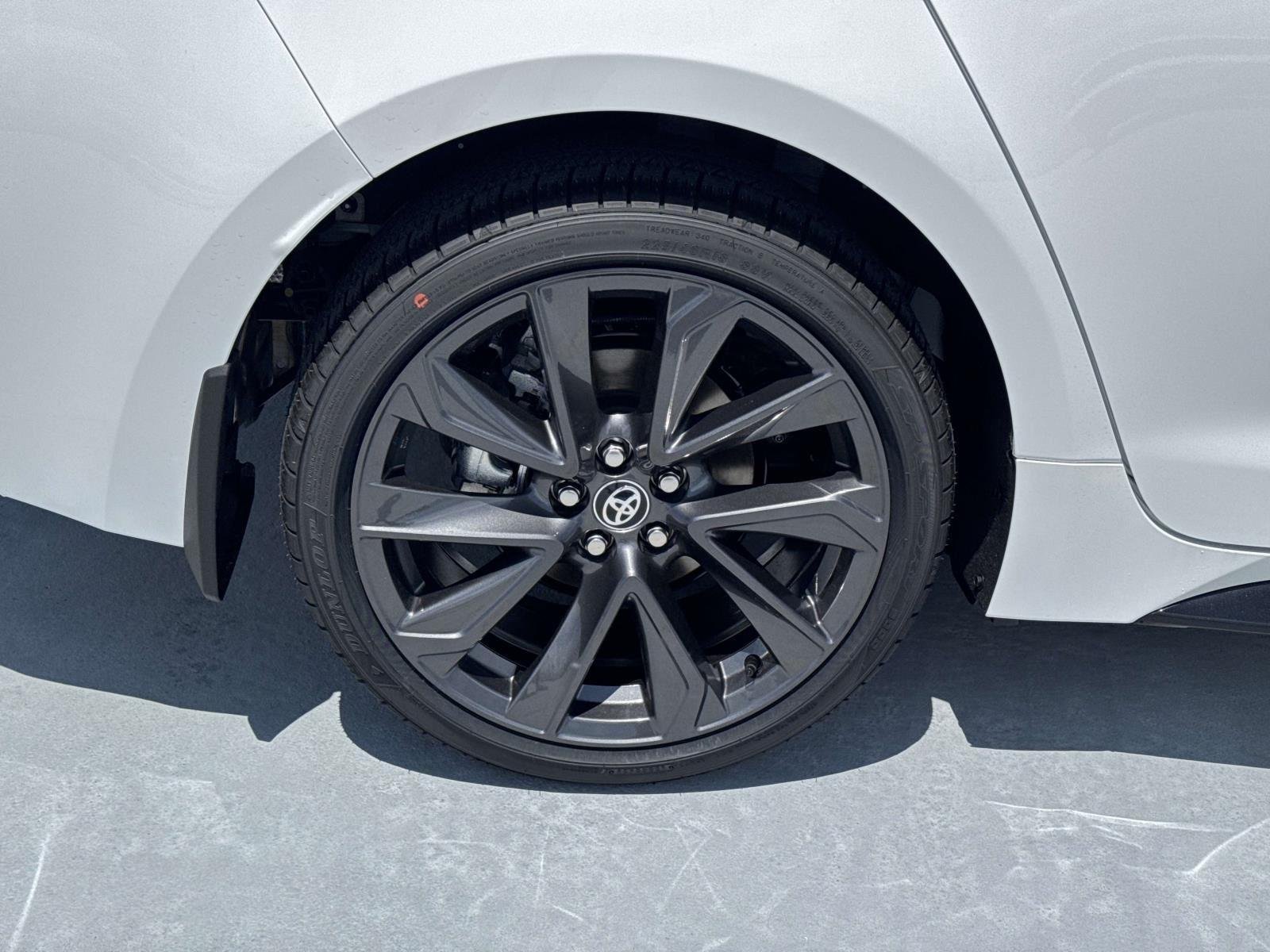 Used 2026 Ice Cap Toyota SE image 7