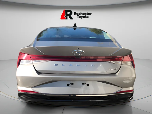 Used 2023 Silver Hyundai Limited image 5