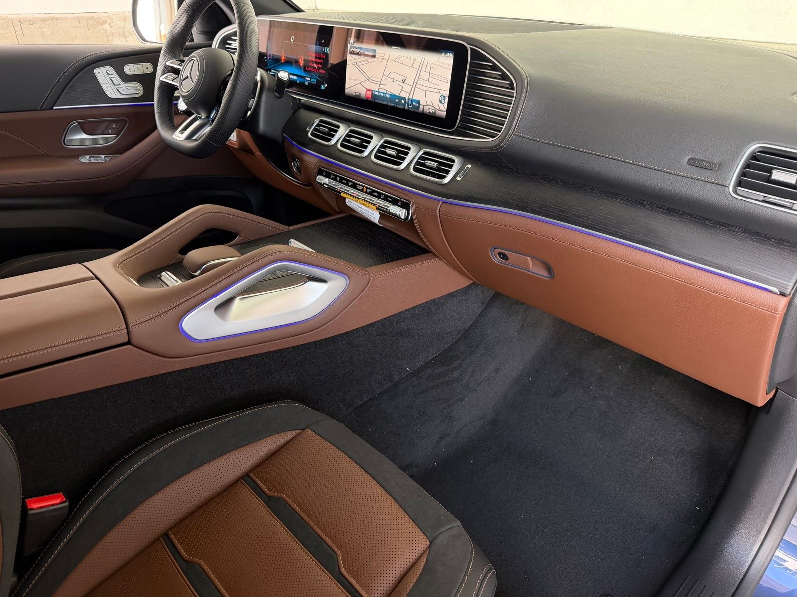 New 2026 Twilight Blue Metallic Mercedes-Benz AMG® GLE 53 4MATIC+ Coupe image 15