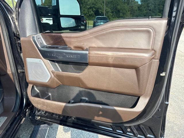 Used 2023 Black Metallic Ford King Ranch image 23