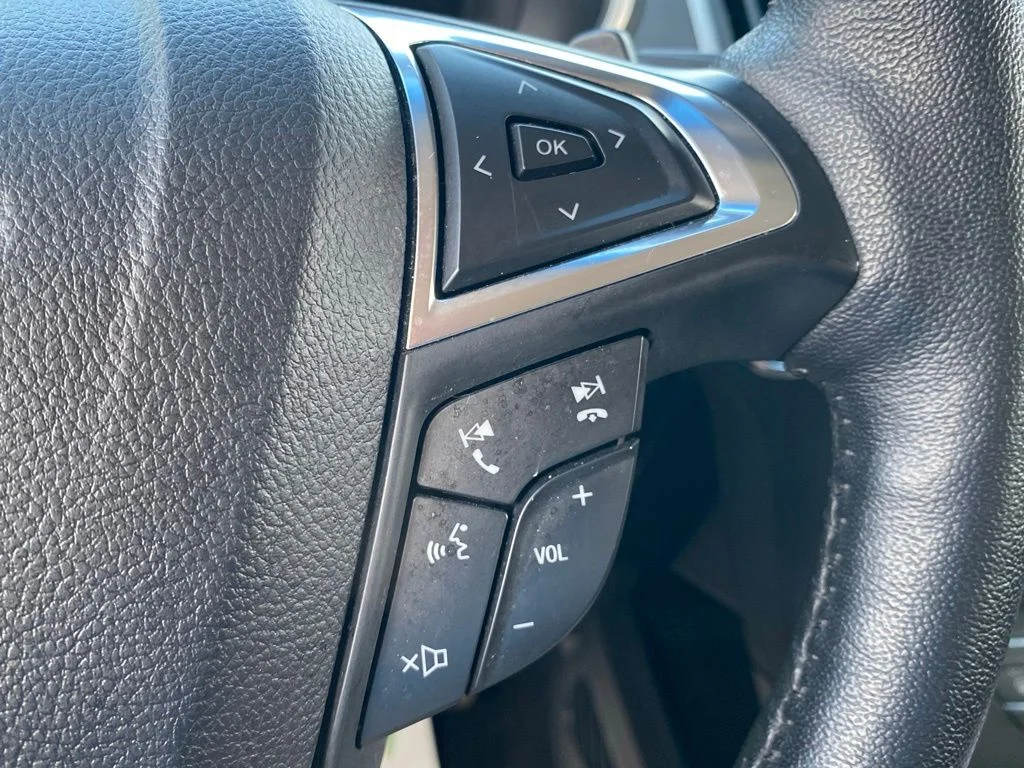Used 2020 Gold Ford SEL image 30