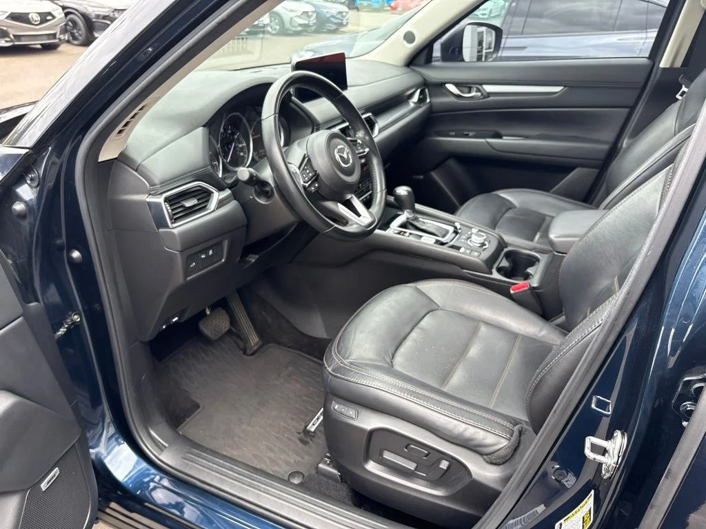 Used 2021 Blue Mazda Touring image 13