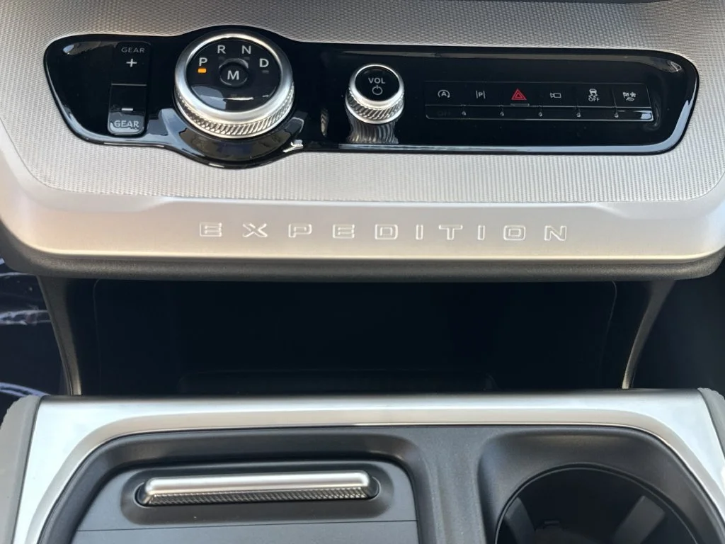 New 2027 White Ford Active image 33