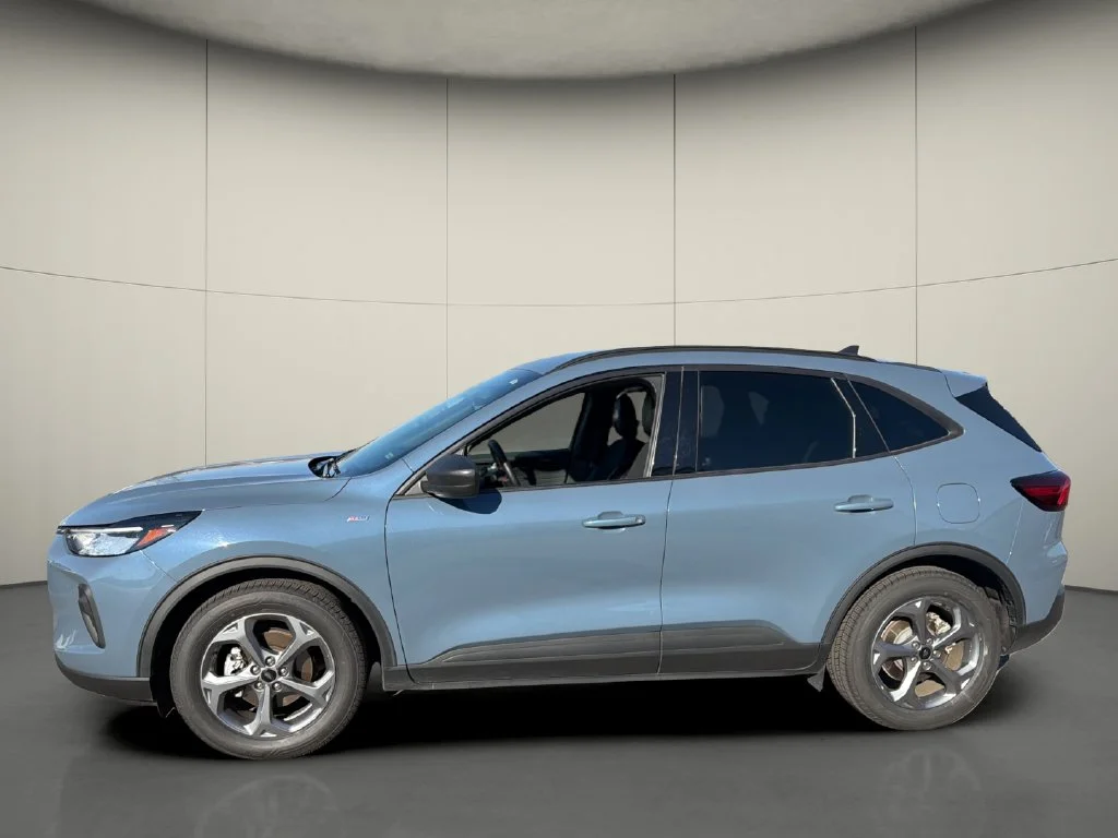 Used 2025 Blue Ford ST-Line image 4