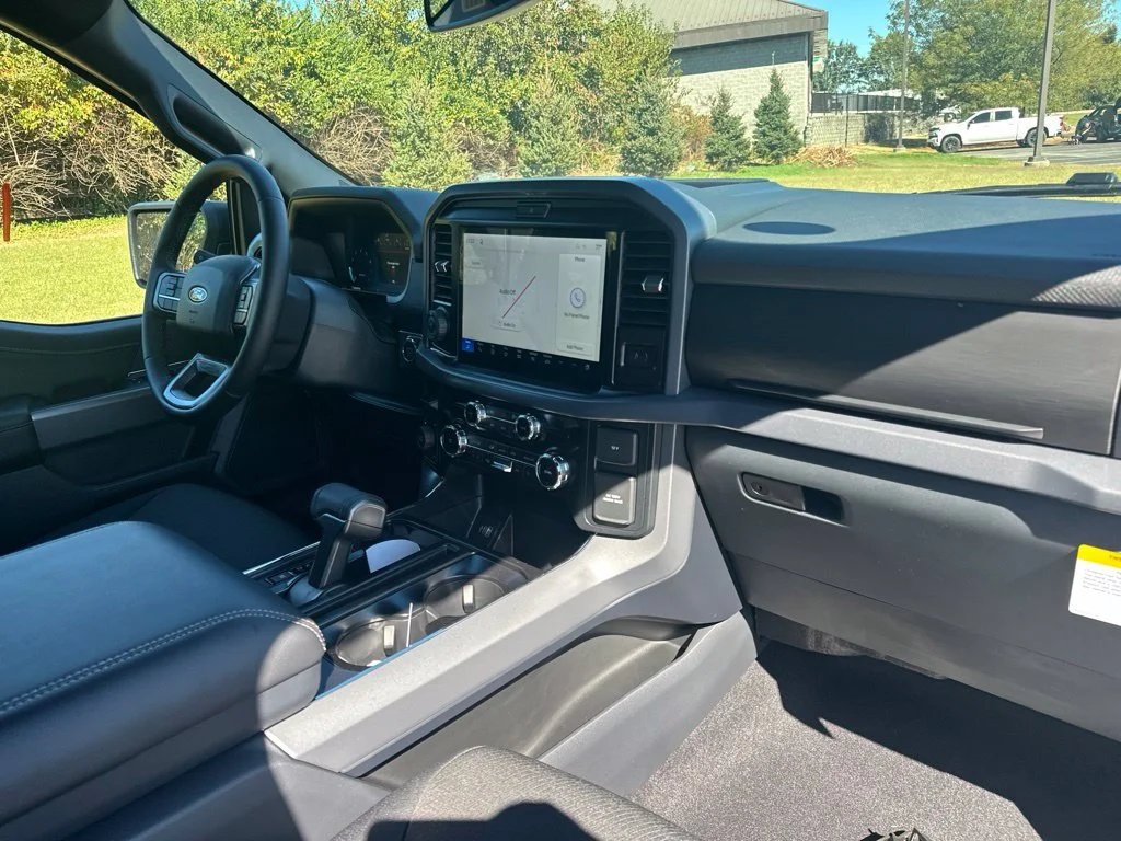 New 2026 Avalanche Ford XLT image 23