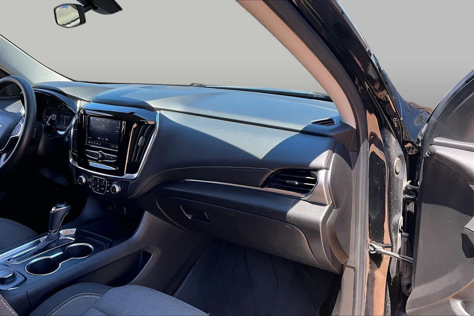Used 2020 Mosaic Black Metallic Chevrolet LS image 17