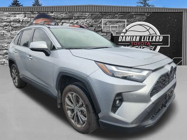2025 Toyota RAV4 Hybrid XLE Premium