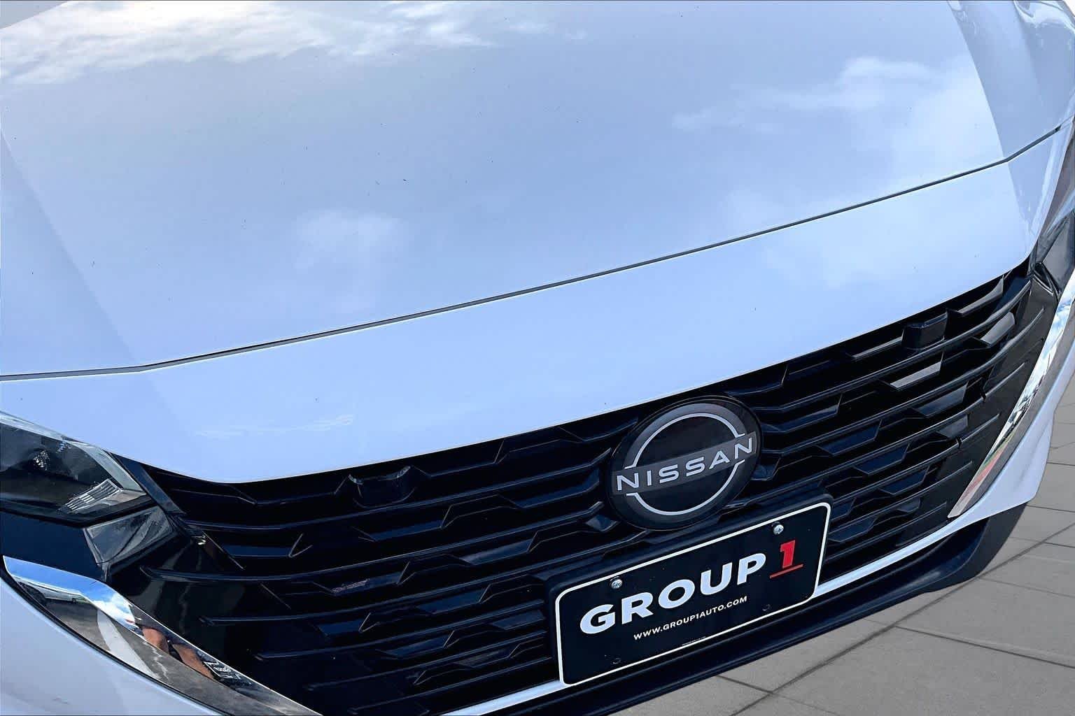 Used 2024 Aspen White Tricoat Nissan SV image 29