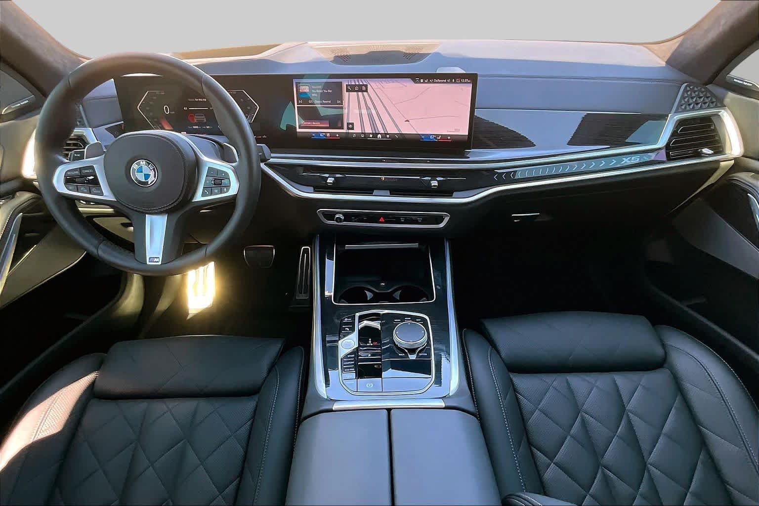 Used 2024 Skyscraper Grey Metallic BMW xDrive40i image 14