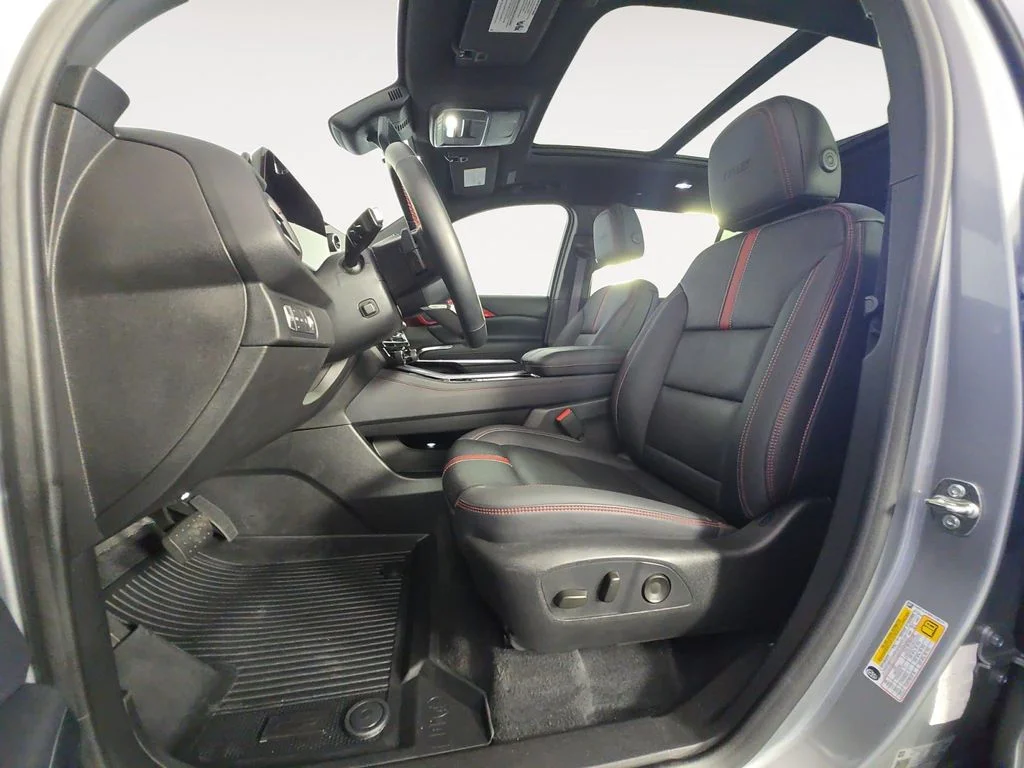 Used 2024 Gray Chevrolet RS image 10