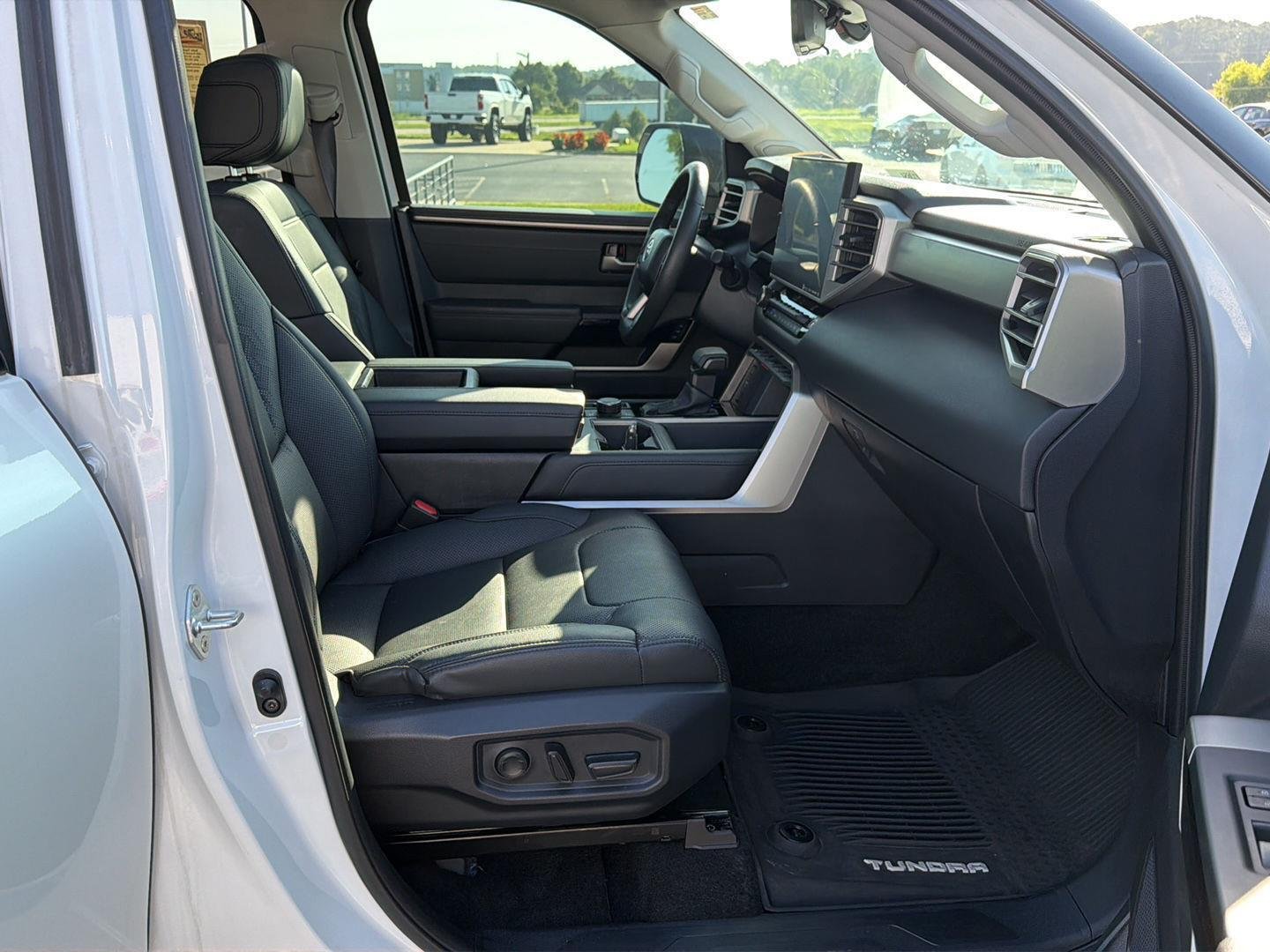 Used 2024 Wind Chill Pearl Toyota Limited image 13