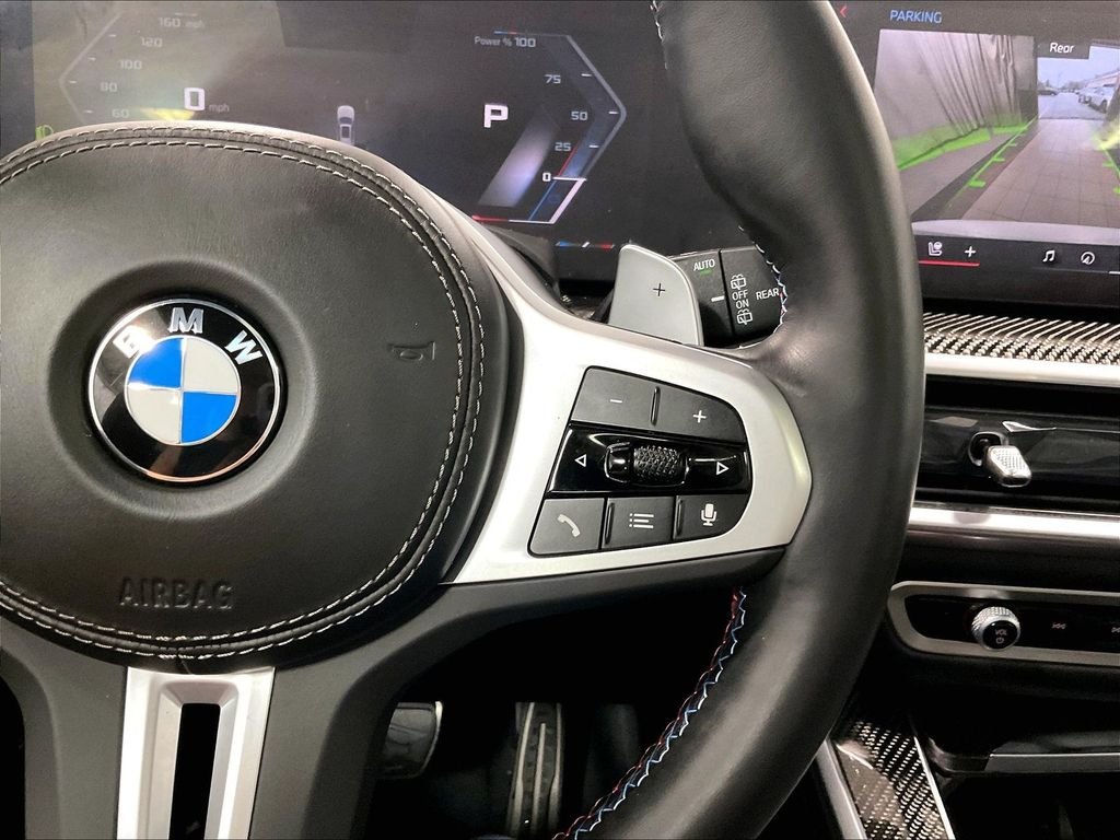 Used 2025 White BMW M60i image 24
