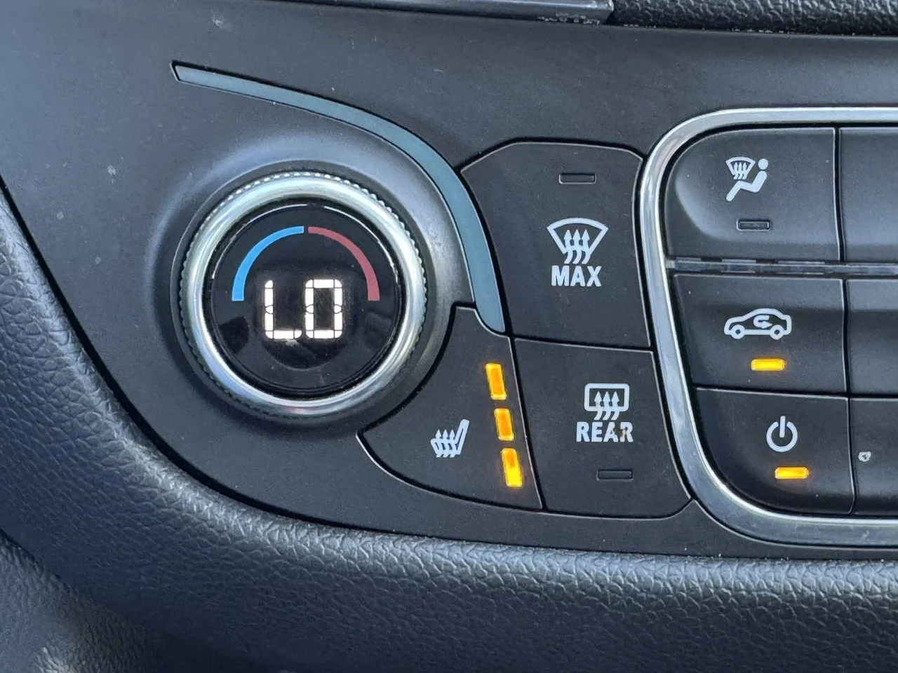 Used 2020 Mosaic Black Metallic Chevrolet LT image 20
