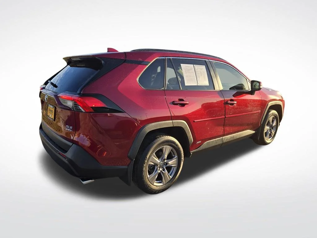 Used 2025 Red Toyota XLE image 3