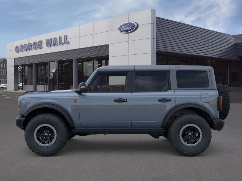 New 2025 Azure Gray Metallic Tri-Coat Ford Badlands® image 28