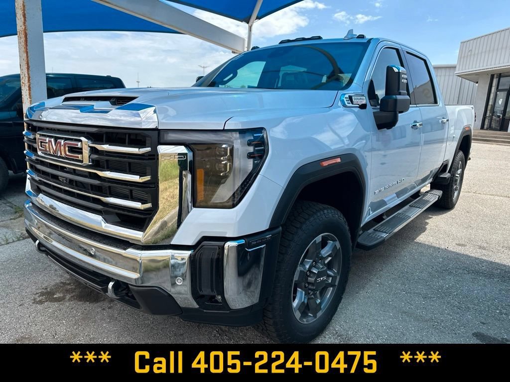 New 2026 Glacier White Tricoat GMC SLT image 13