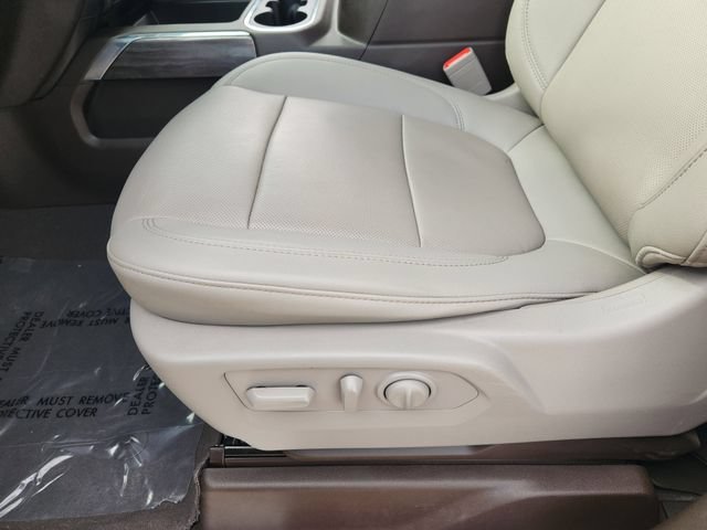 Used 2021 BLACK Chevrolet LTZ image 25