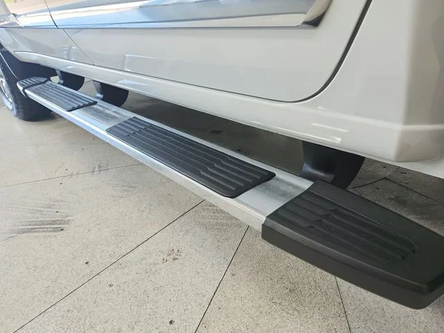 Used 2024 White Chevrolet High Country image 48