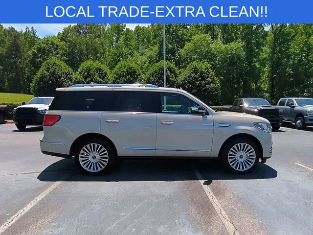 Used 2018  Lincoln Reserve image 6