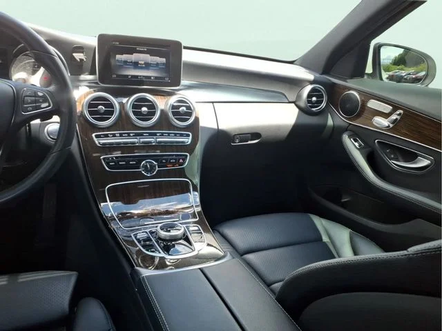 Used 2018  Mercedes-Benz C 300 image 13