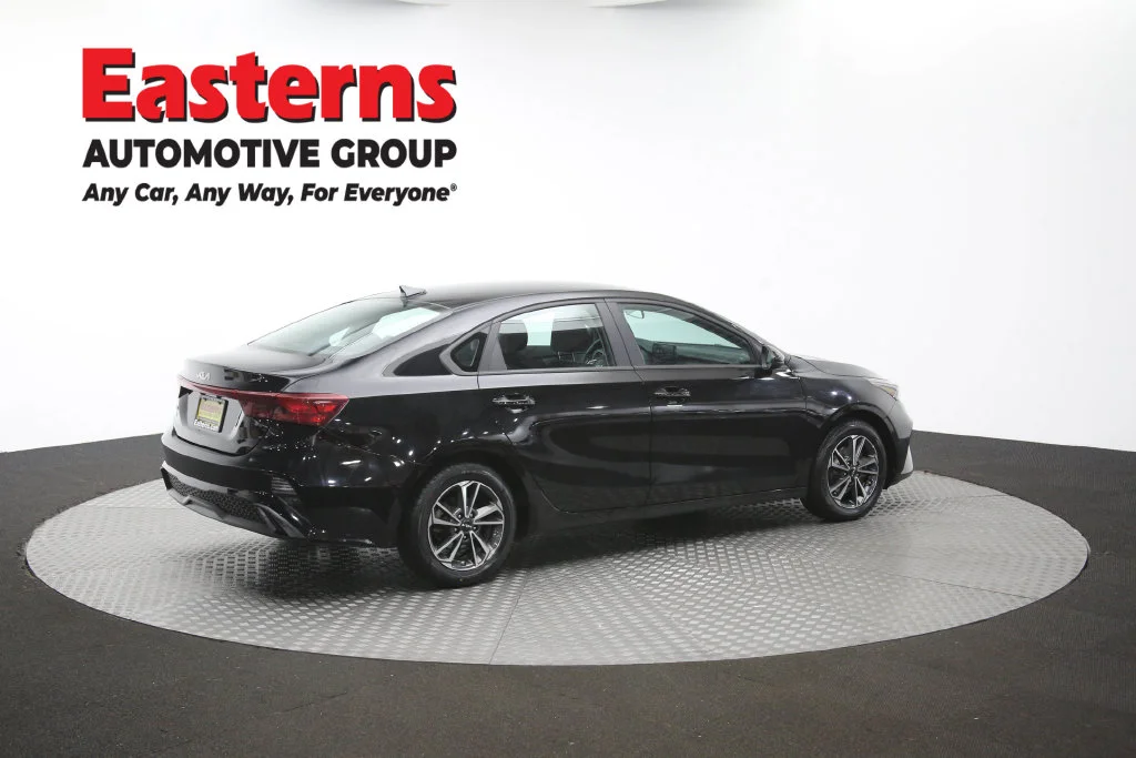 Used 2024 Black Kia LXS image 43