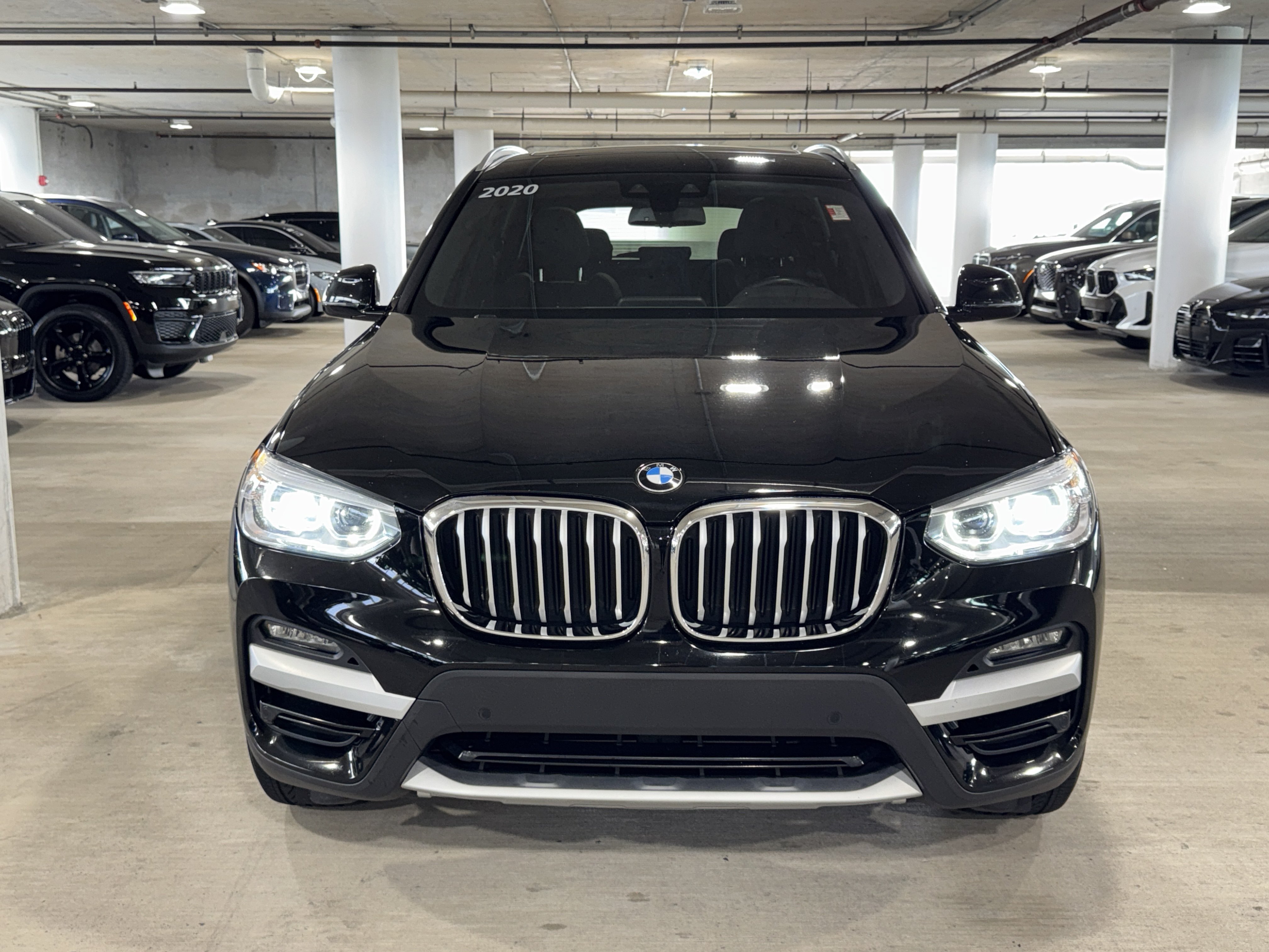 Used 2020 Jet Black BMW sDrive30i image 3