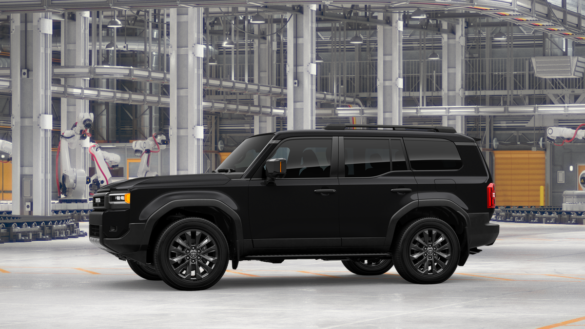 New 2027 Inked Toyota Land Cruiser image 25