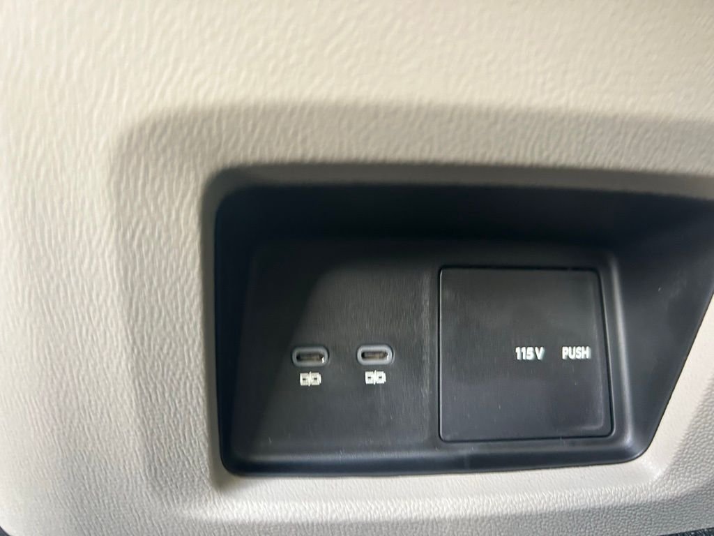 2026 Volkswagen Atlas SE w/Tech - Photo 46