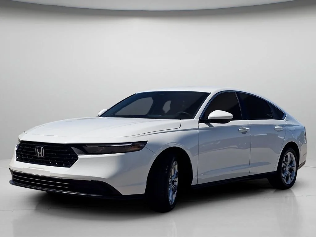 Used 2024 White Honda LX image 20