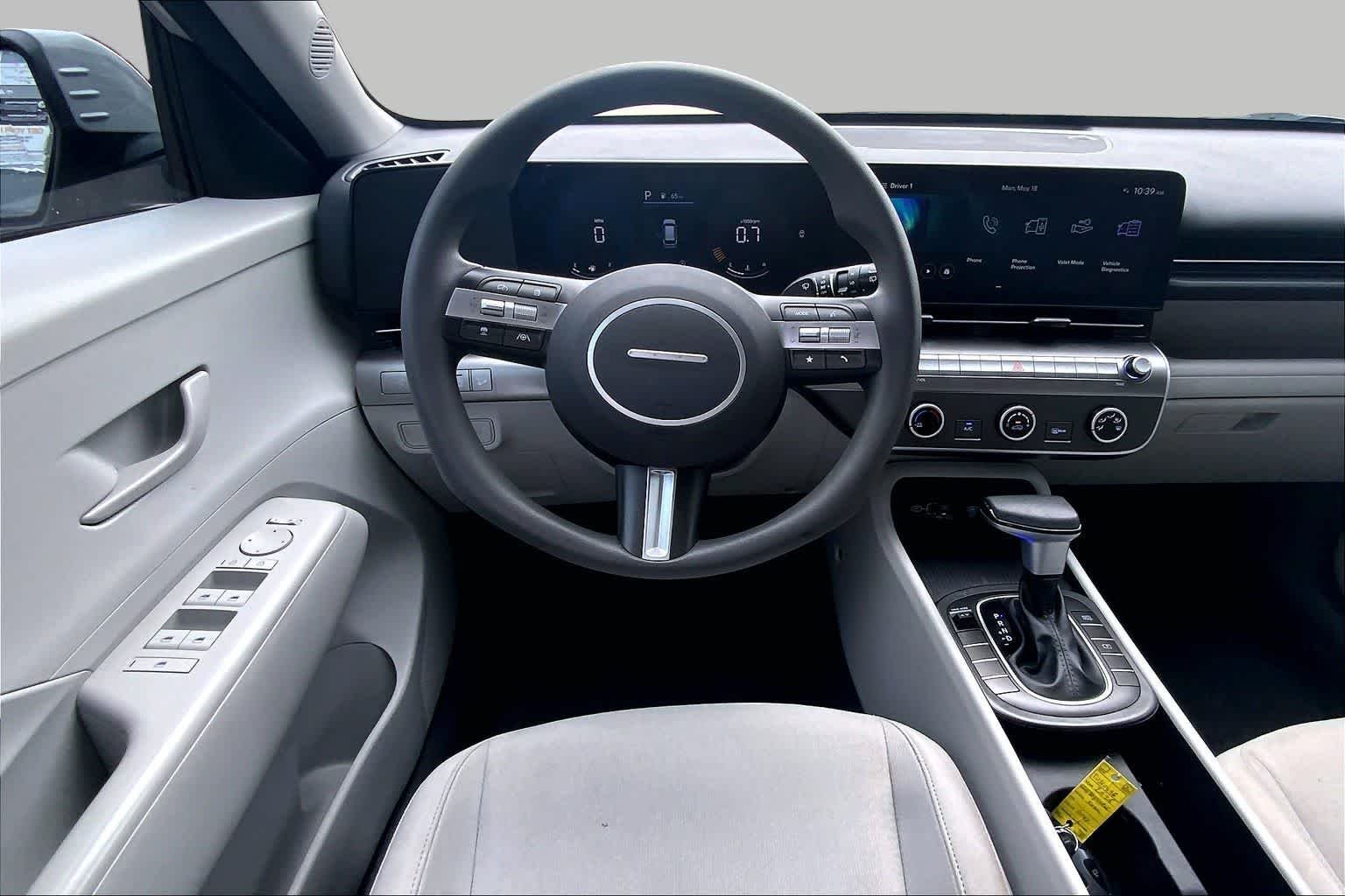 2026 Hyundai Kona SE - Photo 6