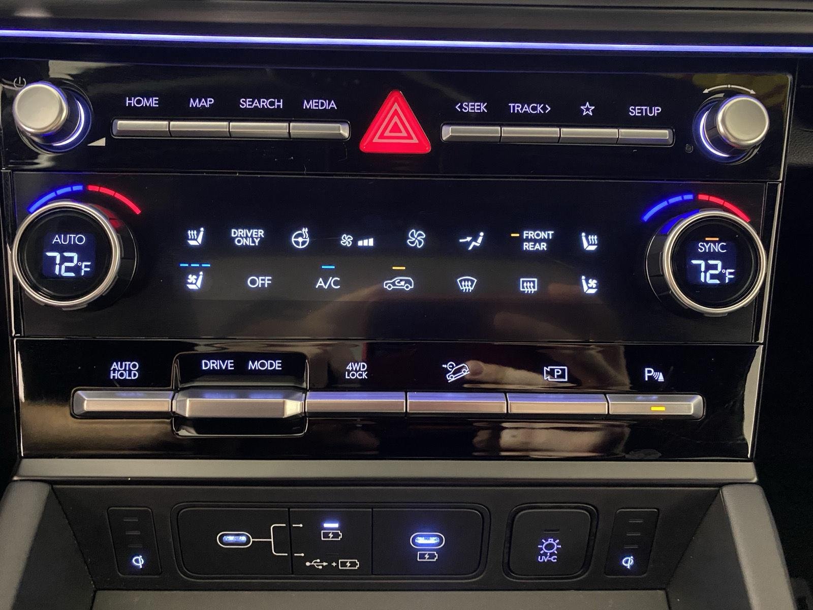 Used 2025 Hampton Gray Hyundai Calligraphy image 23