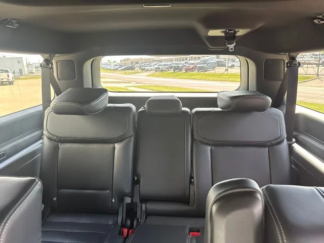 New 2027 Glacier Gray Metallic Tri-Coat Ford Platinum image 15