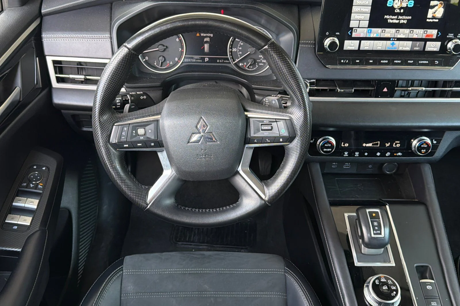 Used 2024  Mitsubishi SE image 16