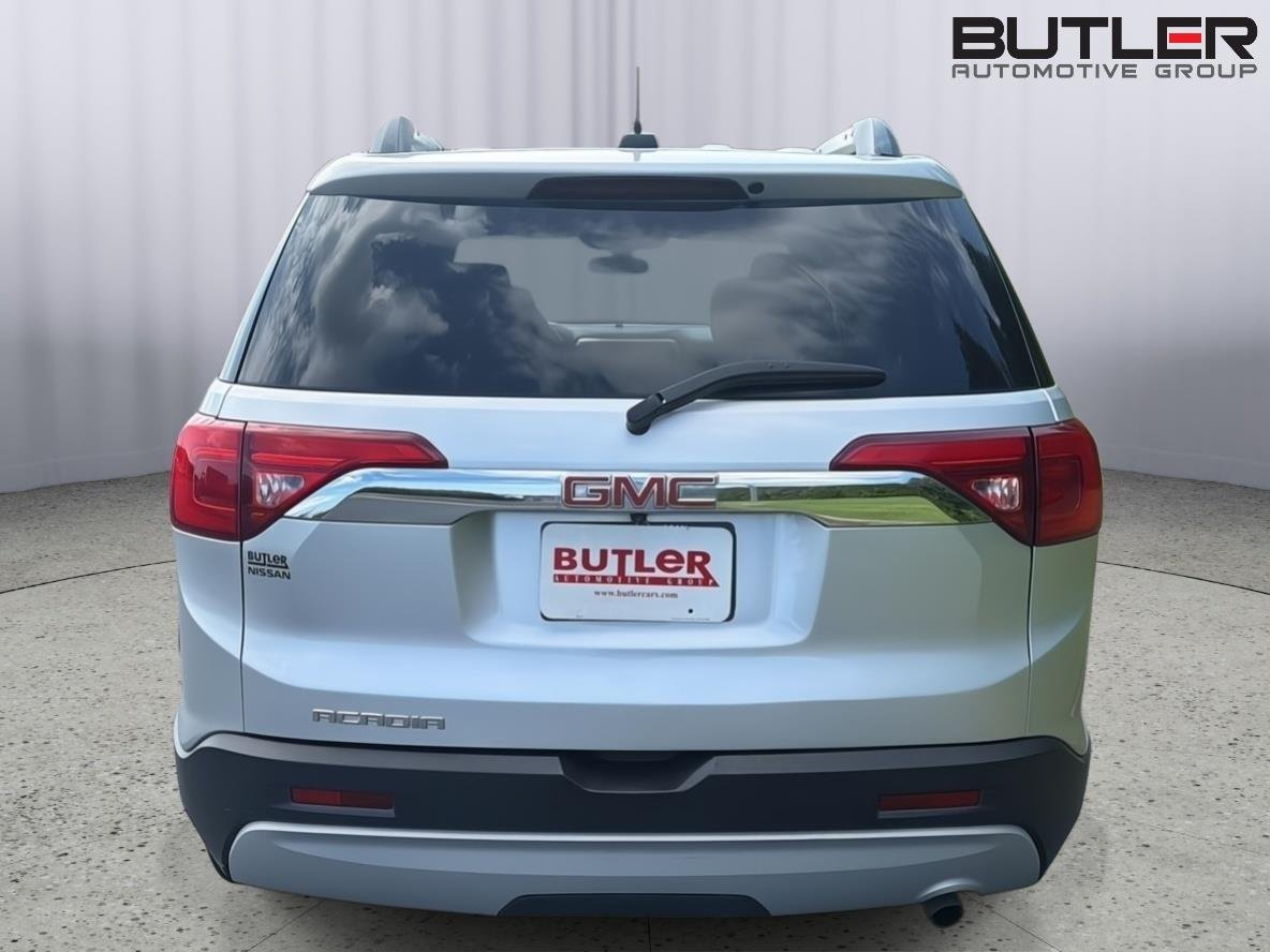 Used 2019 Quicksilver Metallic GMC SLE image 5