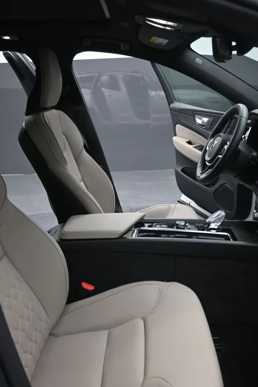 New 2026 Crystal White Volvo Plus image 14