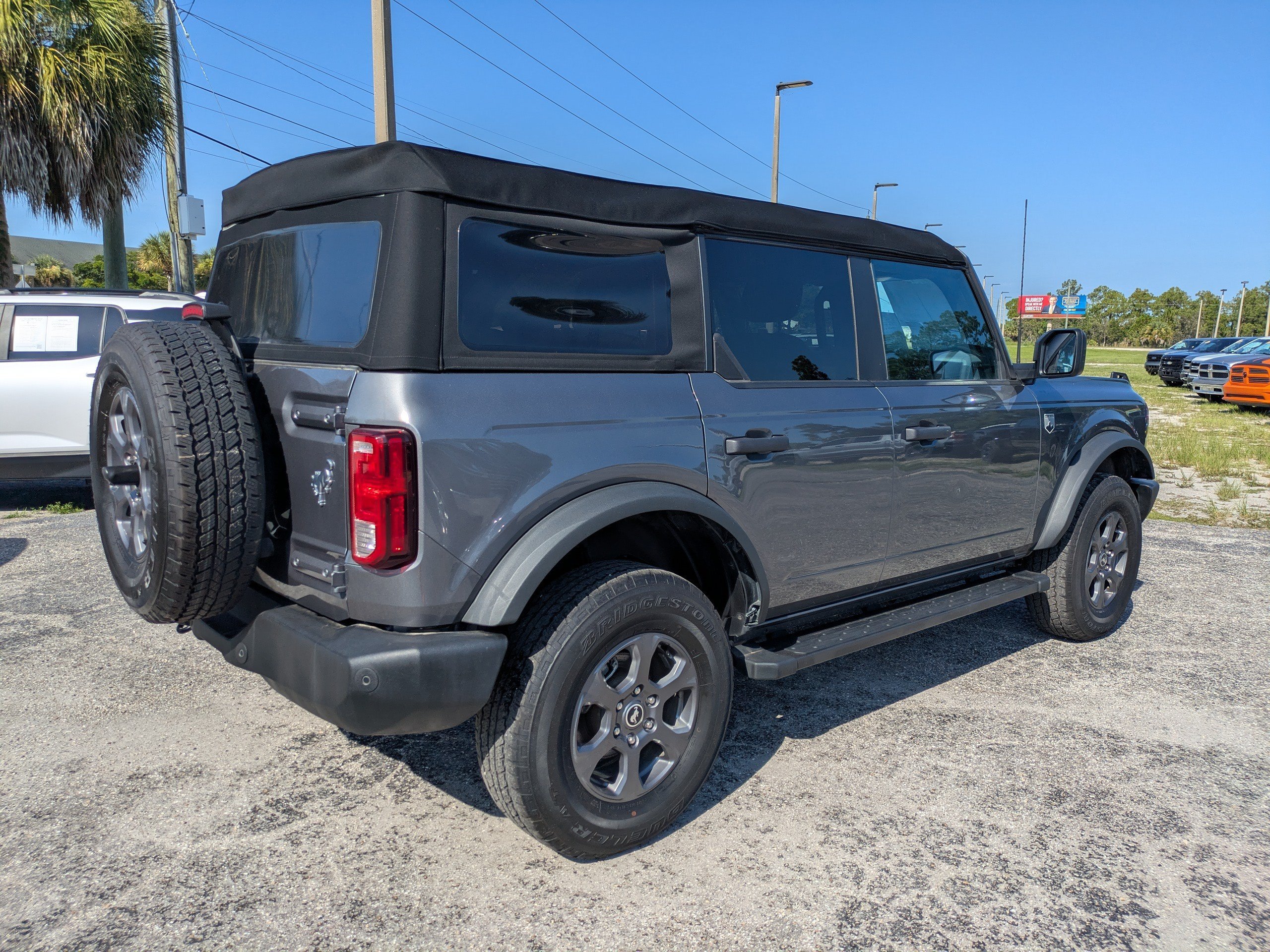 Used 2023 Gray Ford Base image 4