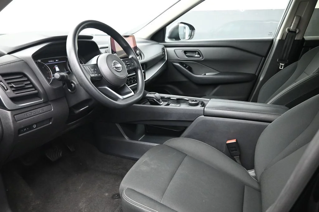 Used 2024 Black Nissan S image 20