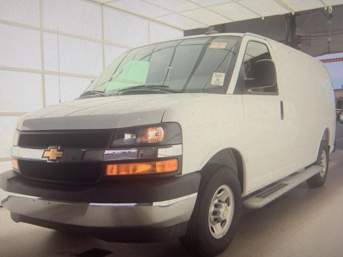 Used 2025 Summit White Chevrolet Cargo Van image 4
