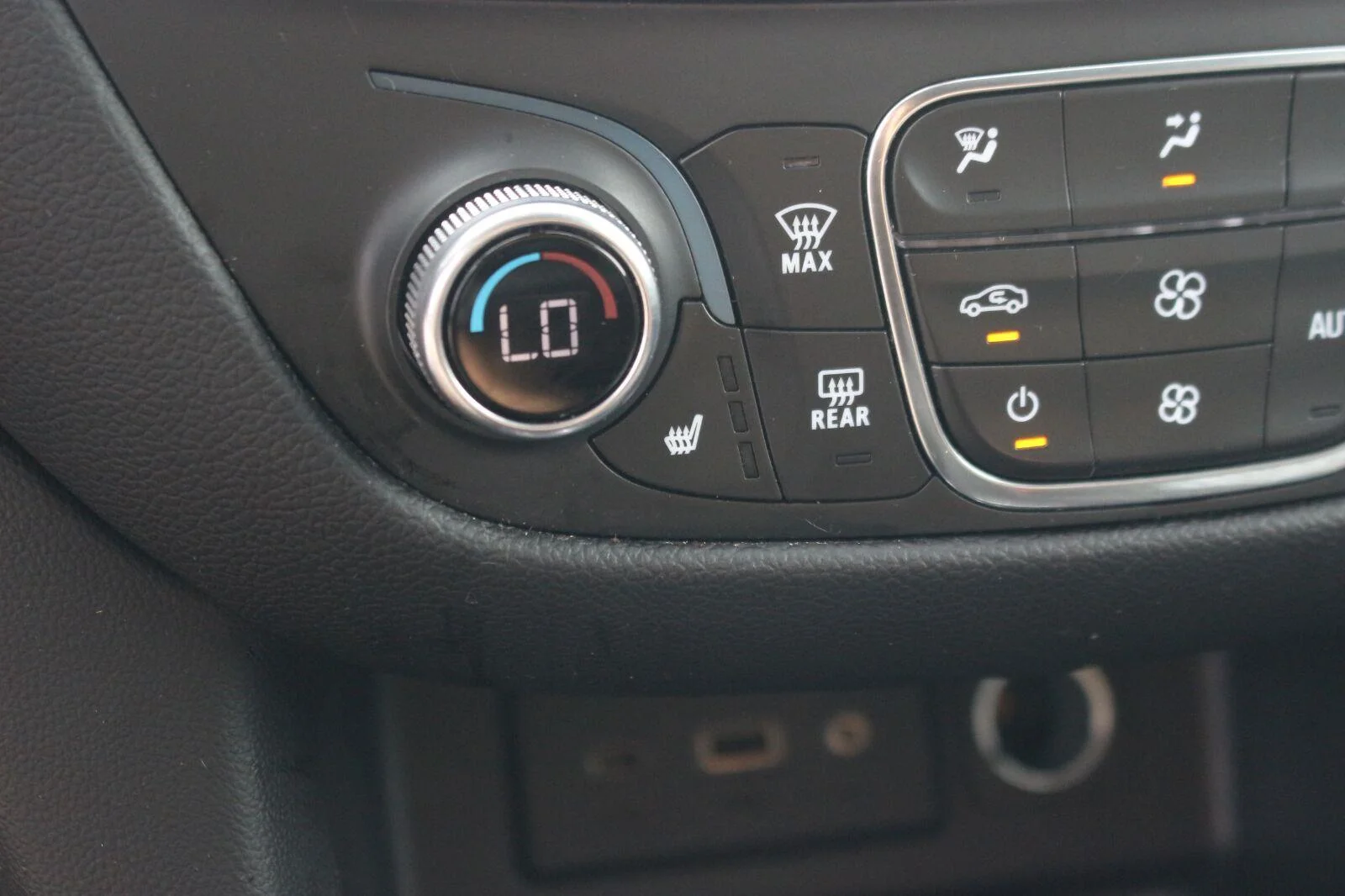 Used 2024 Sterling Gray Metallic Chevrolet LT image 28