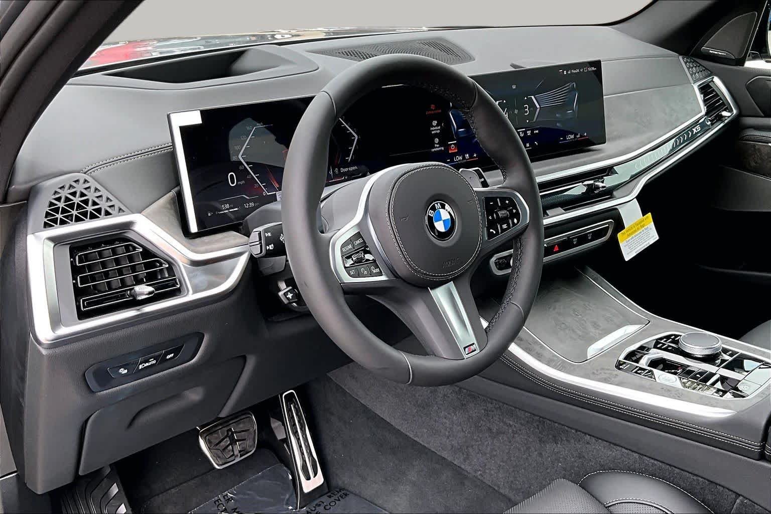 New 2026 Skyscraper Grey Metallic BMW xDrive40i image 8