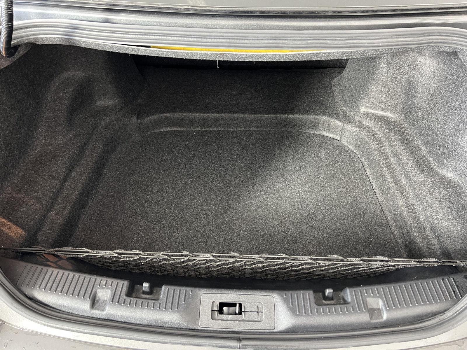 Used 2018 Magnetic Ford SEL image 25