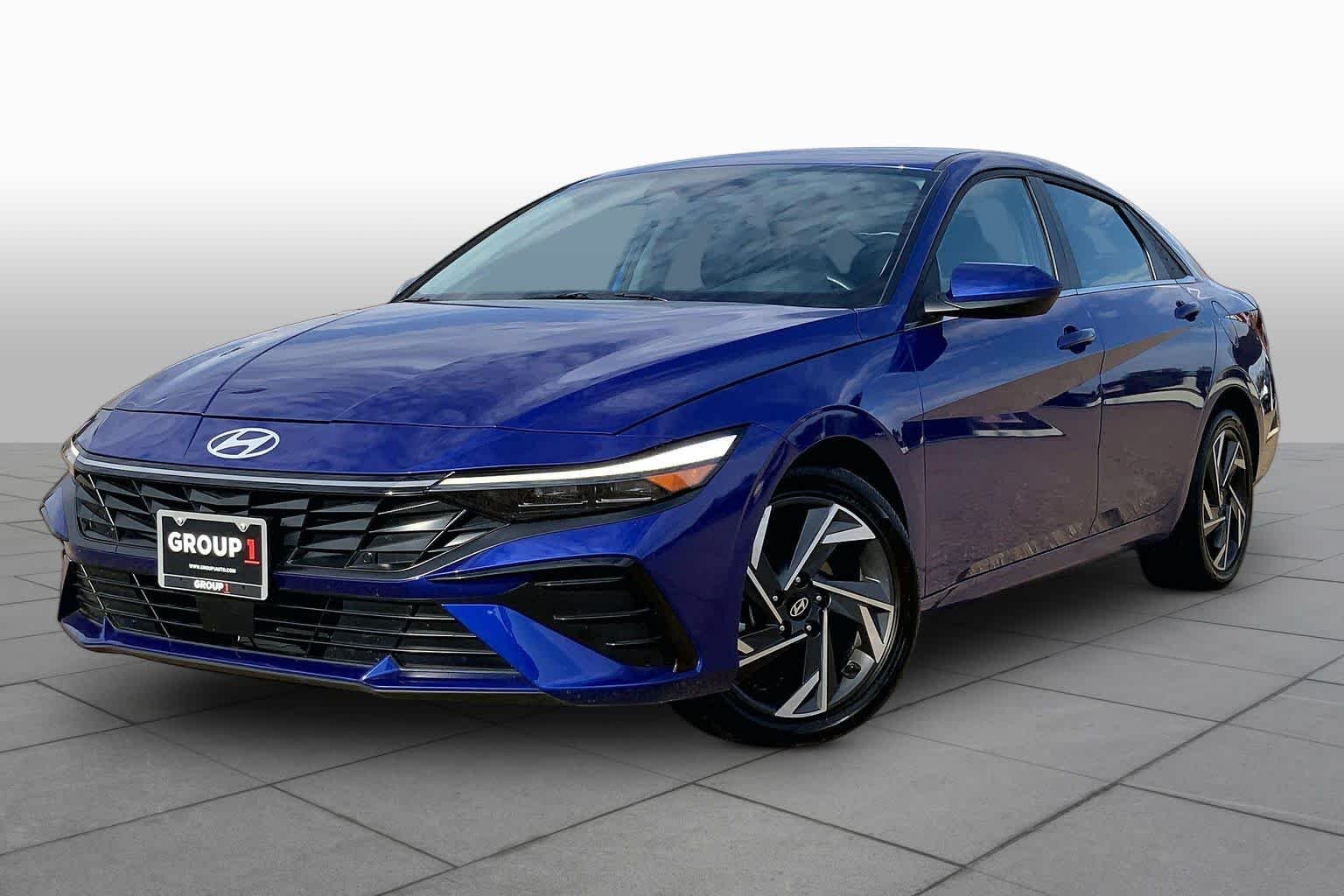 2025 Hyundai Elantra 2.0 SEL Convenience IVT's photo
