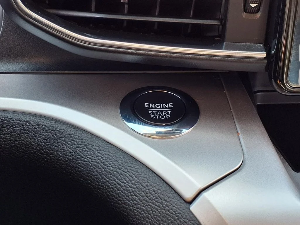 Used 2022 Blue Ford XLT image 8