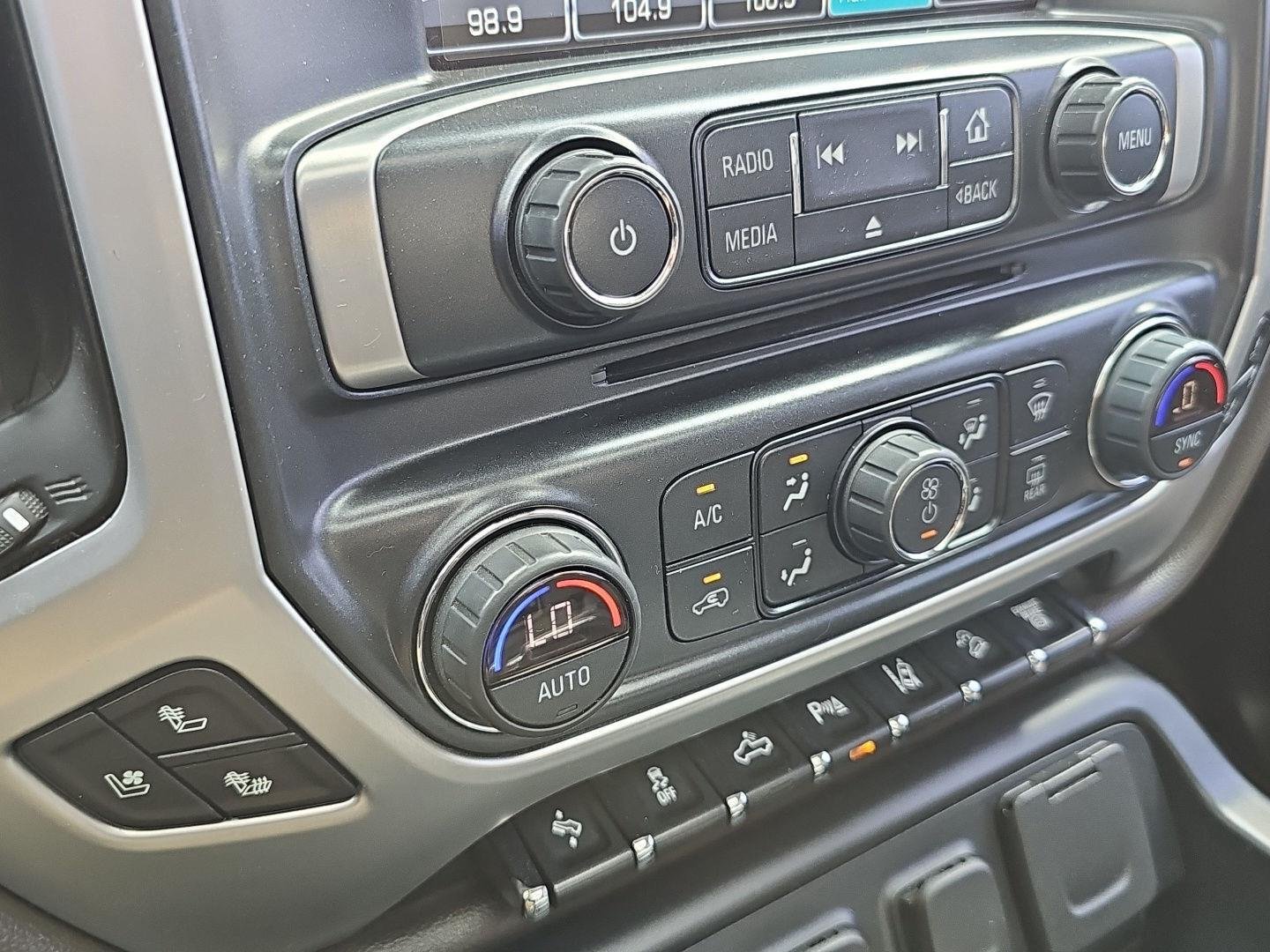 Used 2019 White Frost Tricoat GMC SLT image 17