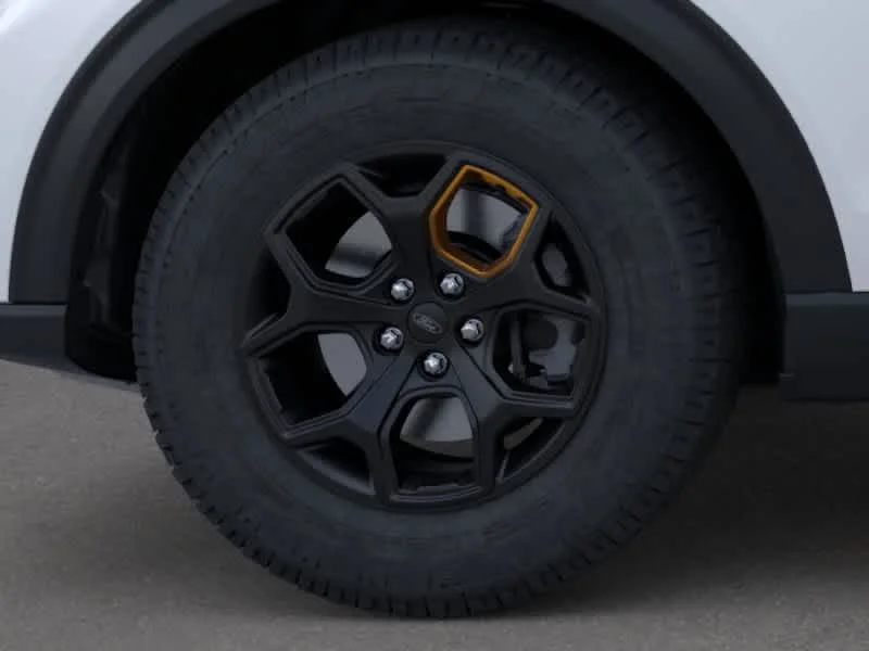 New 2026 Star White Met Tri-Coat Ford Tremor image 19