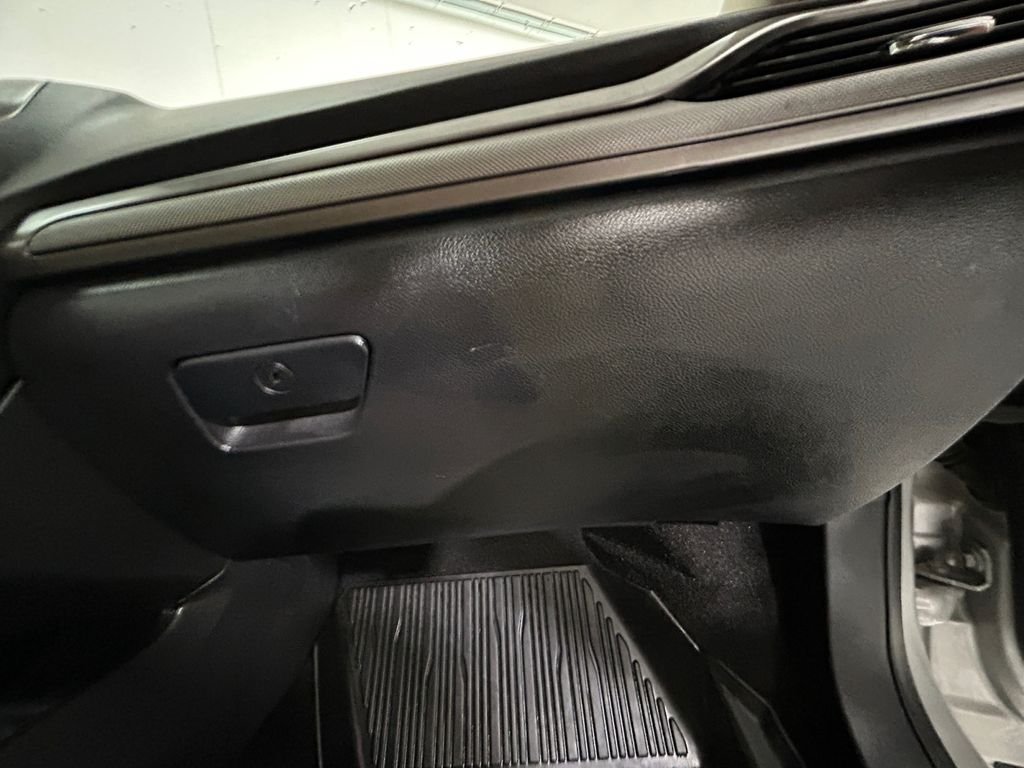 Used 2019 Silver Ford S image 24