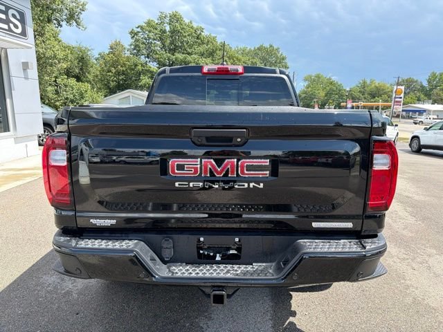 Used 2026 Onyx Black GMC Elevation image 4