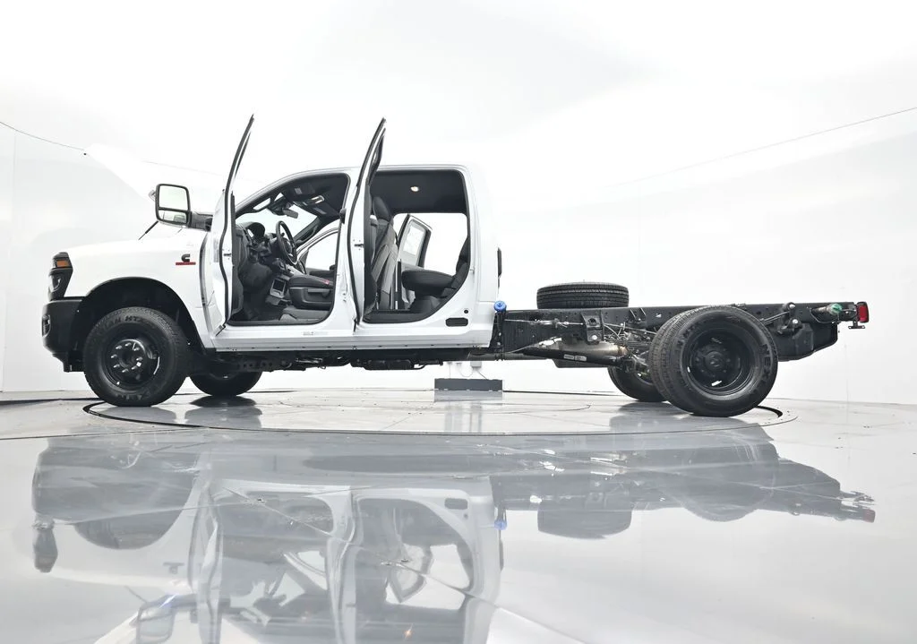 2026 RAM 3500 Chassis Tradesman - Photo 46