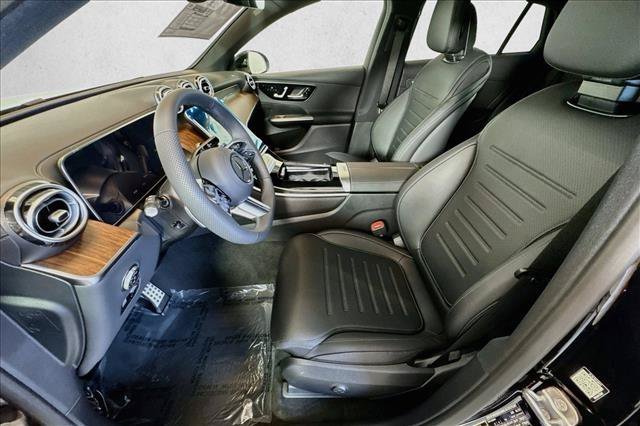 New 2027 Black Mercedes-Benz GLC 300 image 48