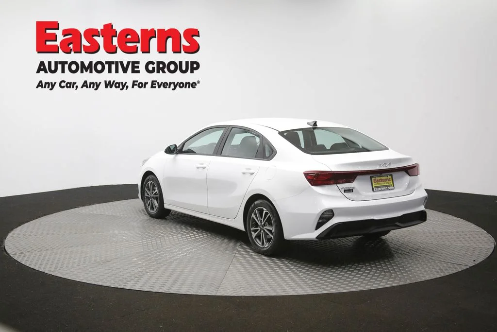 Used 2023 White Kia LXS image 63